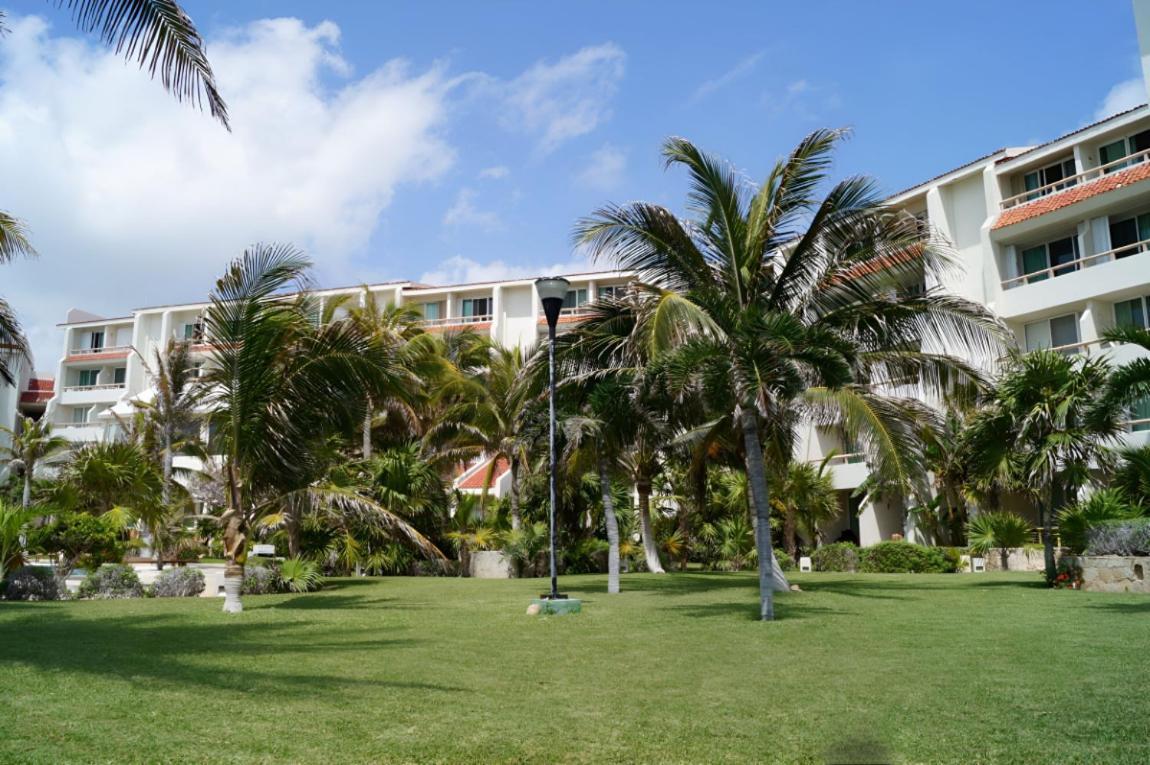 Solymar Hotel All Inclusive Cancun Exterior photo